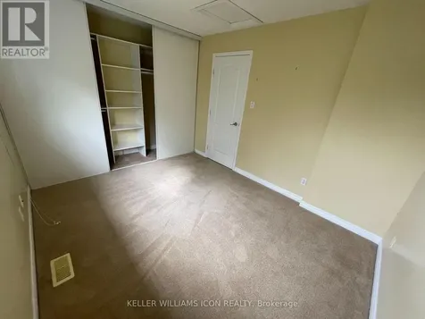 825 Grenon Avenue Ottawa ON K2B 6G1
