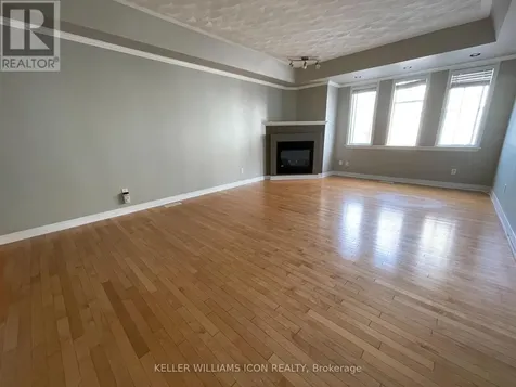 825 Grenon Avenue Ottawa ON K2B 6G1