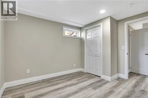 38 Lorraine Drive Cambridge ON N1R 6P6