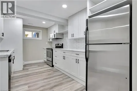38 Lorraine Drive Cambridge ON N1R 6P6
