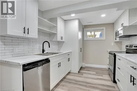 38 Lorraine Drive Cambridge ON N1R 6P6