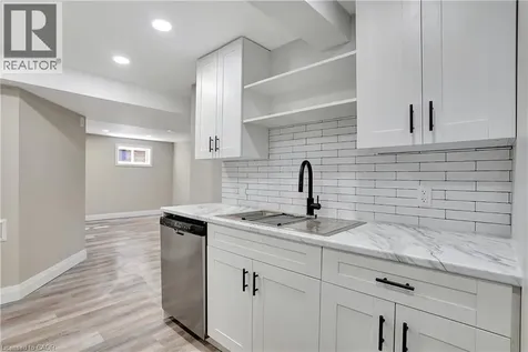 38 Lorraine Drive Cambridge ON N1R 6P6