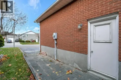 38 Lorraine Drive Cambridge ON N1R 6P6