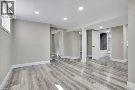 38 Lorraine Drive Cambridge ON N1R 6P6