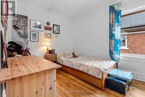 135 Clarendon Avenue Ottawa ON K1Y 0R4