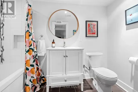 135 Clarendon Avenue Ottawa ON K1Y 0R4