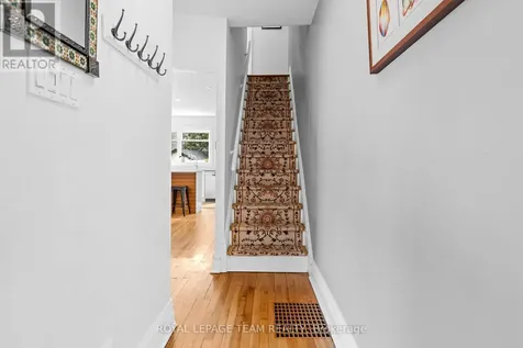 135 Clarendon Avenue Ottawa ON K1Y 0R4