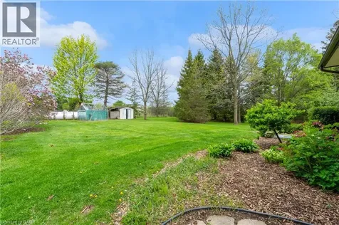 569 Crane Court Burlington ON L7P 4Y8