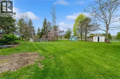 569 Crane Court Burlington ON L7P 4Y8