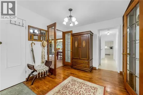 569 Crane Court Burlington ON L7P 4Y8