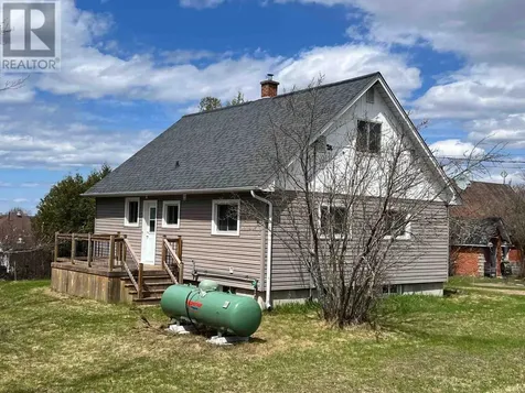 1688 Arthur Street Richards Landing ON P0R 1J0
