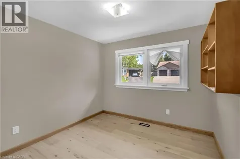 626 Iroquois Avenue Ancaster ON L9G 3B4