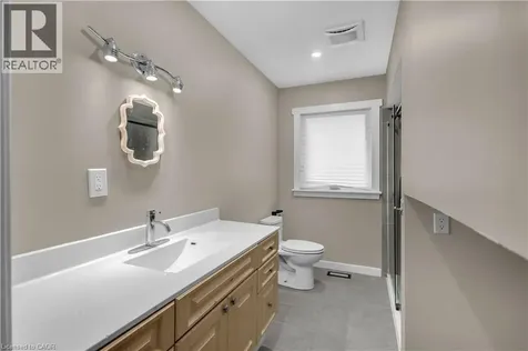 626 Iroquois Avenue Ancaster ON L9G 3B4
