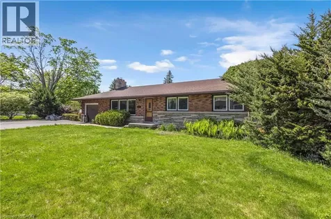 626 Iroquois Avenue Ancaster ON L9G 3B4