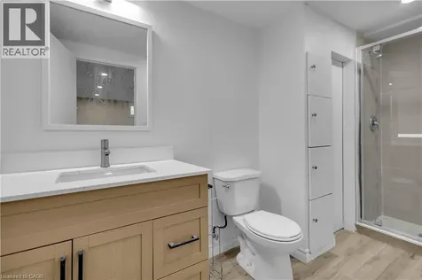 626 Iroquois Avenue Ancaster ON L9G 3B4