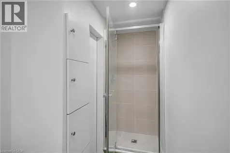 626 Iroquois Avenue Ancaster ON L9G 3B4