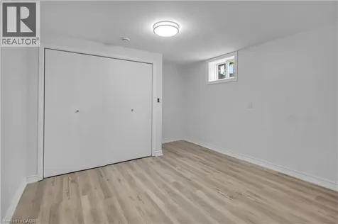 626 Iroquois Avenue Ancaster ON L9G 3B4
