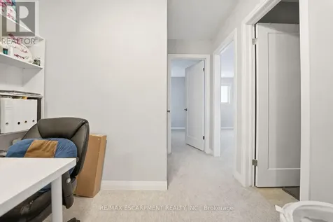 104 Laguna Village Crescent Hamilton ON L0R 1P0