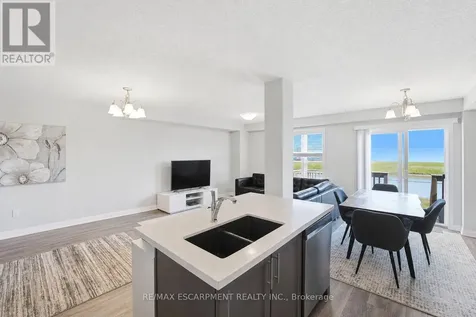 104 Laguna Village Crescent Hamilton ON L0R 1P0