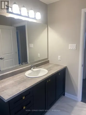 839 Cappamore Drive Ottawa ON K2J 7C3