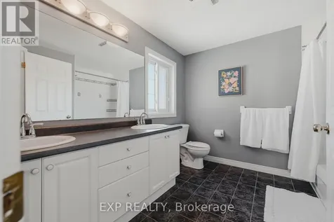 113 Hollyridge Crescent Kitchener ON N2N 3N5