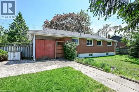 15 Tranquility Street Brantford ON N3R 3H6