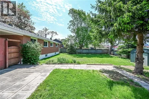 15 Tranquility Street Brantford ON N3R 3H6