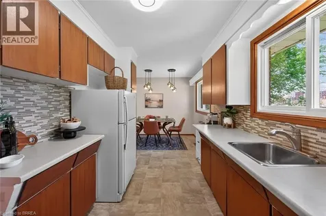 15 Tranquility Street Brantford ON N3R 3H6