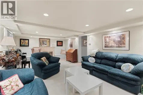 123 South Drive St. Catharines ON L2R 4W1