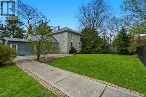 562 Cameron Street Collingwood ON L9Y 2J3