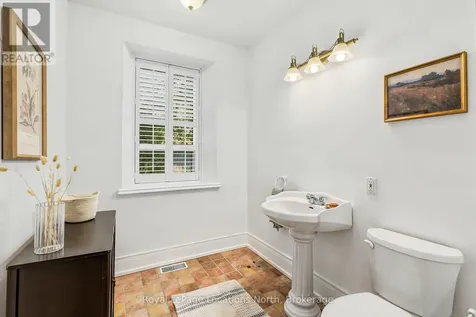 562 Cameron Street Collingwood ON L9Y 2J3