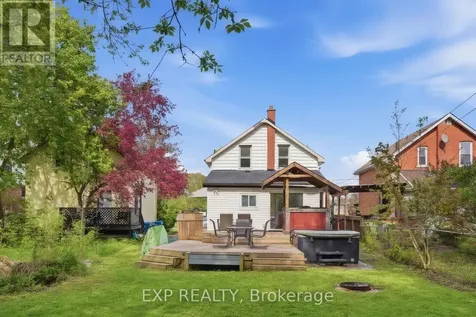 572 Downie Street Stratford ON N5A 1Y4