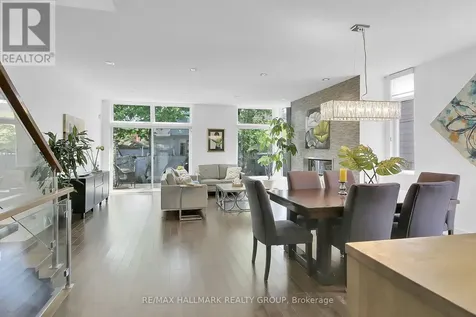 164 Geoffrey Street Ottawa ON K1Z 7A8