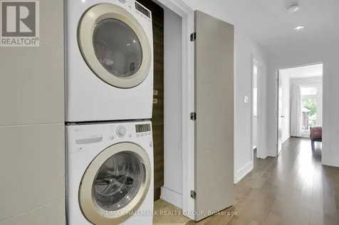 164 Geoffrey Street Ottawa ON K1Z 7A8