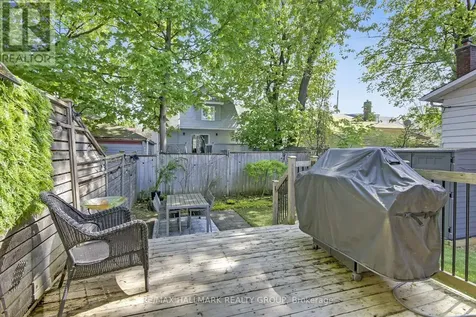 164 Geoffrey Street Ottawa ON K1Z 7A8