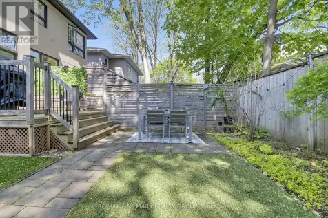 164 Geoffrey Street Ottawa ON K1Z 7A8