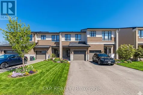 605 Tennant Way Ottawa ON K4M 0C6