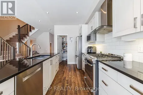 605 Tennant Way Ottawa ON K4M 0C6