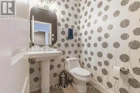 605 Tennant Way Ottawa ON K4M 0C6