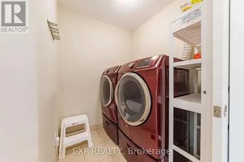 605 Tennant Way Ottawa ON K4M 0C6