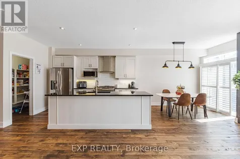 605 Tennant Way Ottawa ON K4M 0C6