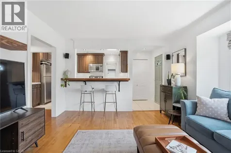 261 Andrew Street Newmarket ON L3Y 1H1