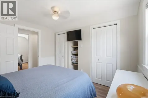 261 Andrew Street Newmarket ON L3Y 1H1