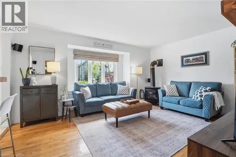 261 Andrew Street Newmarket ON L3Y 1H1