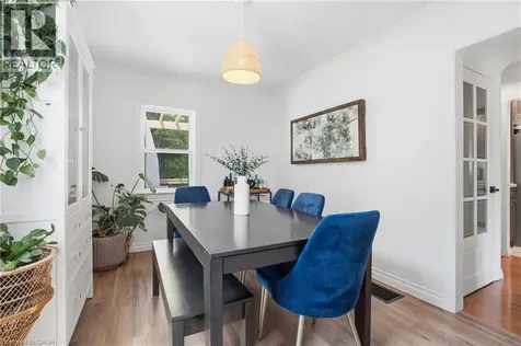 261 Andrew Street Newmarket ON L3Y 1H1