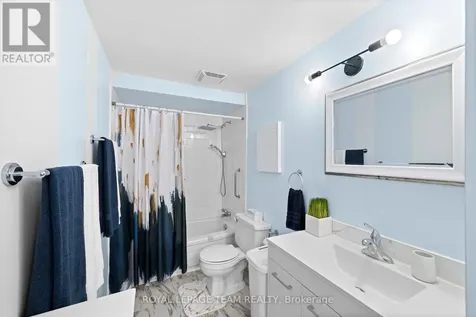 41C Forester Crescent Ottawa ON K2H 8Y3