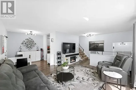 41C Forester Crescent Ottawa ON K2H 8Y3
