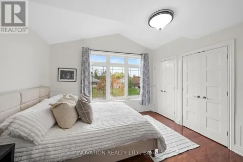 6598 Courtland Grove Crescent Ottawa ON K4P 1G5