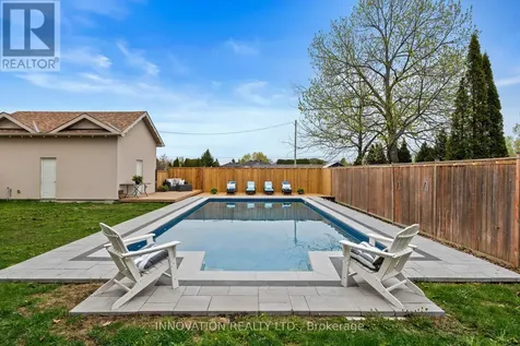 6598 Courtland Grove Crescent Ottawa ON K4P 1G5