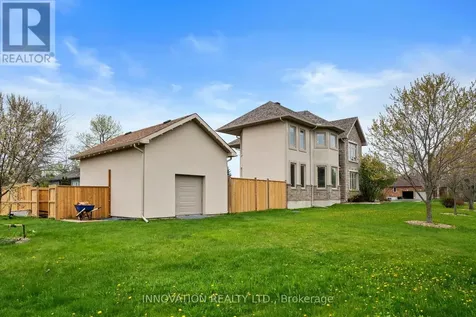 6598 Courtland Grove Crescent Ottawa ON K4P 1G5